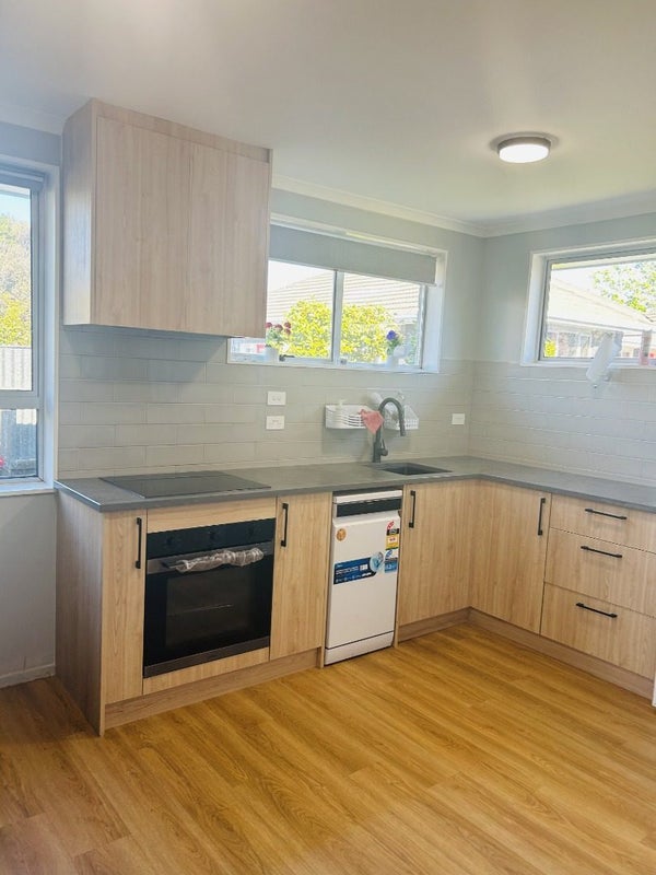 1/10 Nyoli Street, Northcote, Christchurch - Carousel 2