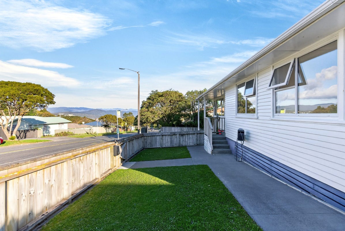 217 Dowse Drive, Maungaraki, Lower Hutt - Carousel 23