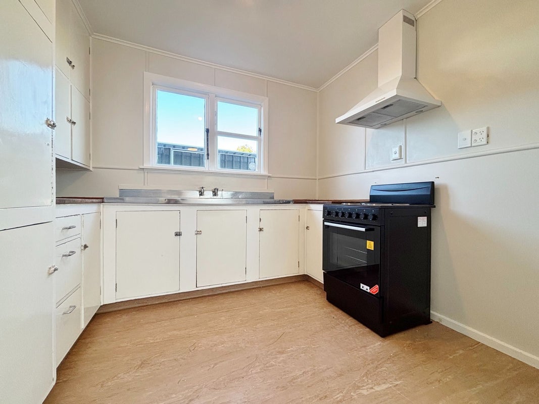 20 Bournemouth Cr, Aranui, Christchurch City, Canterbury - Carousel 2