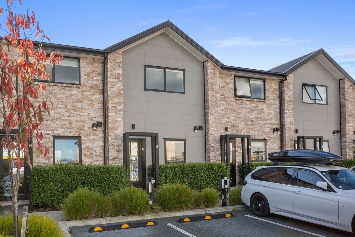 6/6 Riccarton Road, Riccarton, Christchurch - Carousel 14