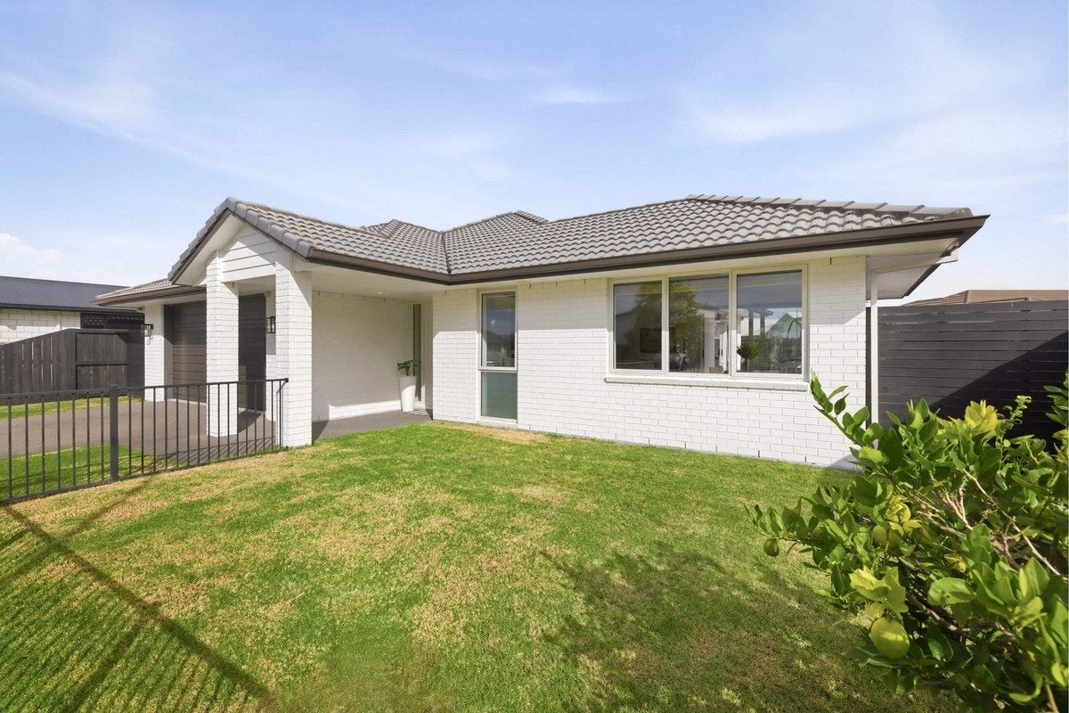 26 Te Kio Crescent, Papamoa Beach, Papamoa - Carousel 2