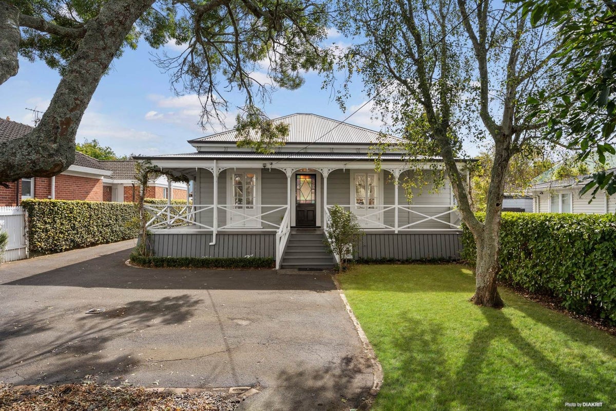 50 Main Highway, Ellerslie, Auckland - Carousel 2