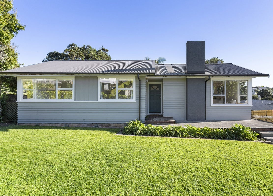 81 Stott Avenue, Birkdale, Auckland - Carousel 1
