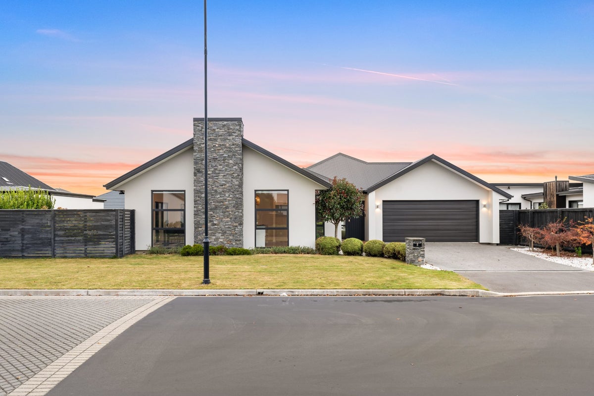 5 Sorrel Gate, Halswell, Christchurch - Carousel 1