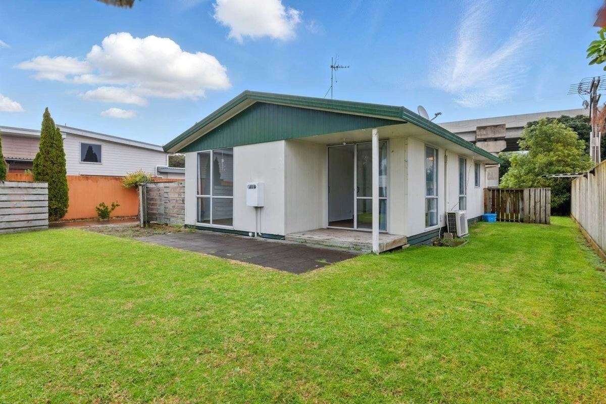 573 Maunganui Road, Mount Maunganui, Mount Maunganui - Carousel 1