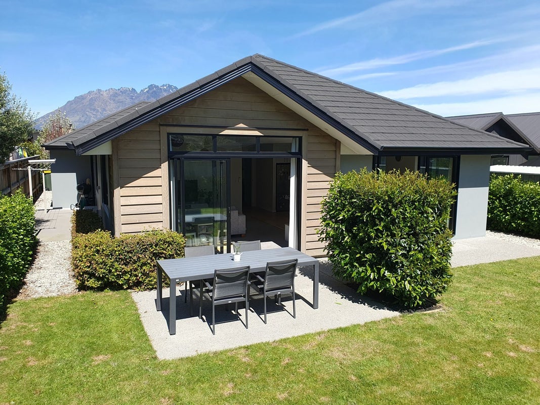 6 Ward Street, Jacks Point, Queenstown - Carousel 12