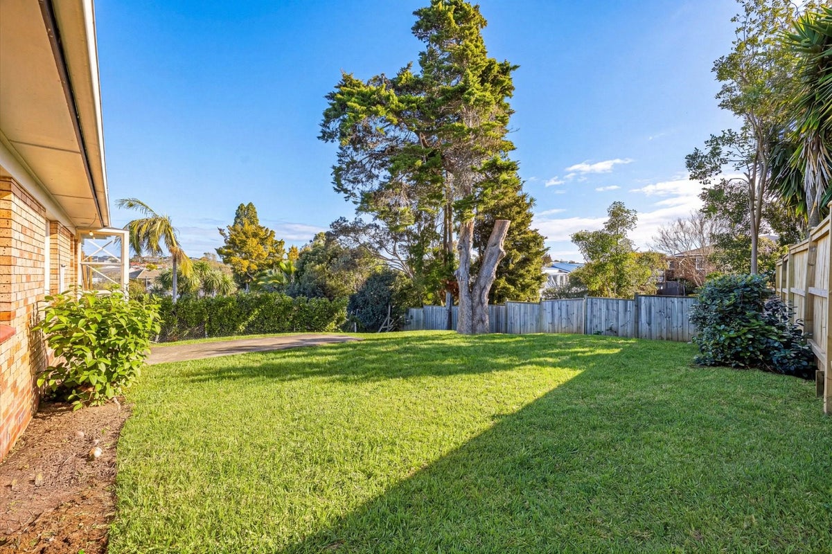 38 Angelo Avenue, Howick, Manukau City, Auckland - Carousel 2
