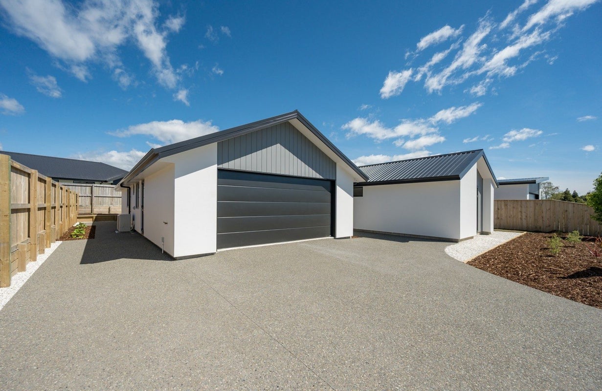 13 Tuia Lane, Richmond, Richmond - Carousel 1