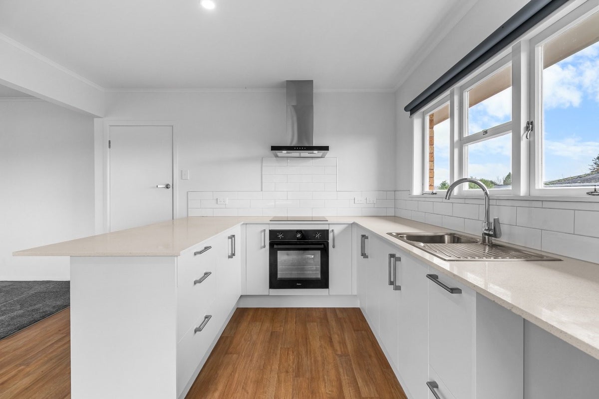26B Walmsley Street, Kihikihi, Te Awamutu - Carousel 1