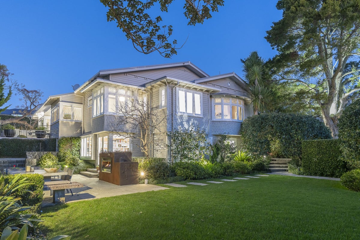 9 Hona Avenue, Mount Eden, Auckland - Carousel 1