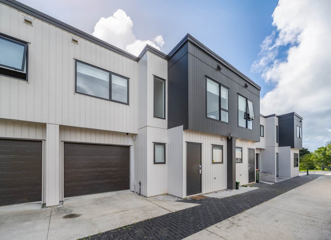 64D Union Road, Howick, Auckland - Carousel 1