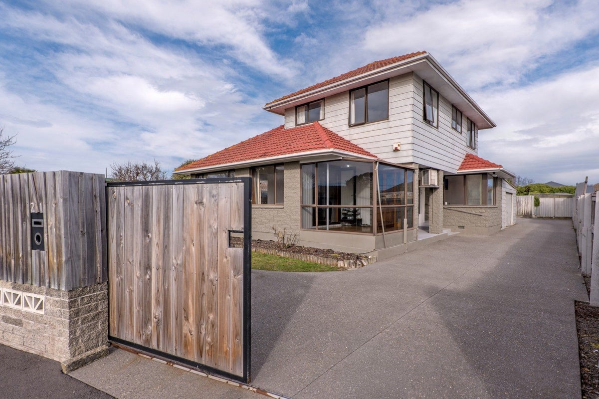 21 Walcot Street, Bromley, Christchurch - Carousel 19