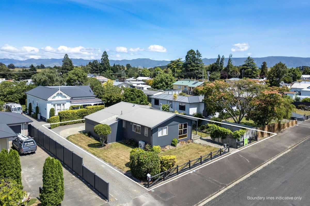 12 Dublin Street, Dannevirke, Dannevirke - Carousel 28