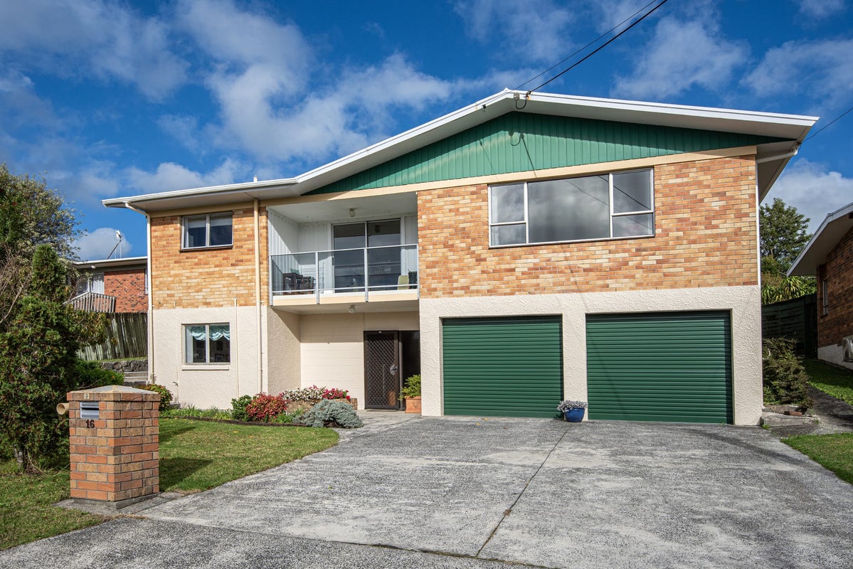 16 Sorrento Street, Onerahi, Whangarei - Carousel 1