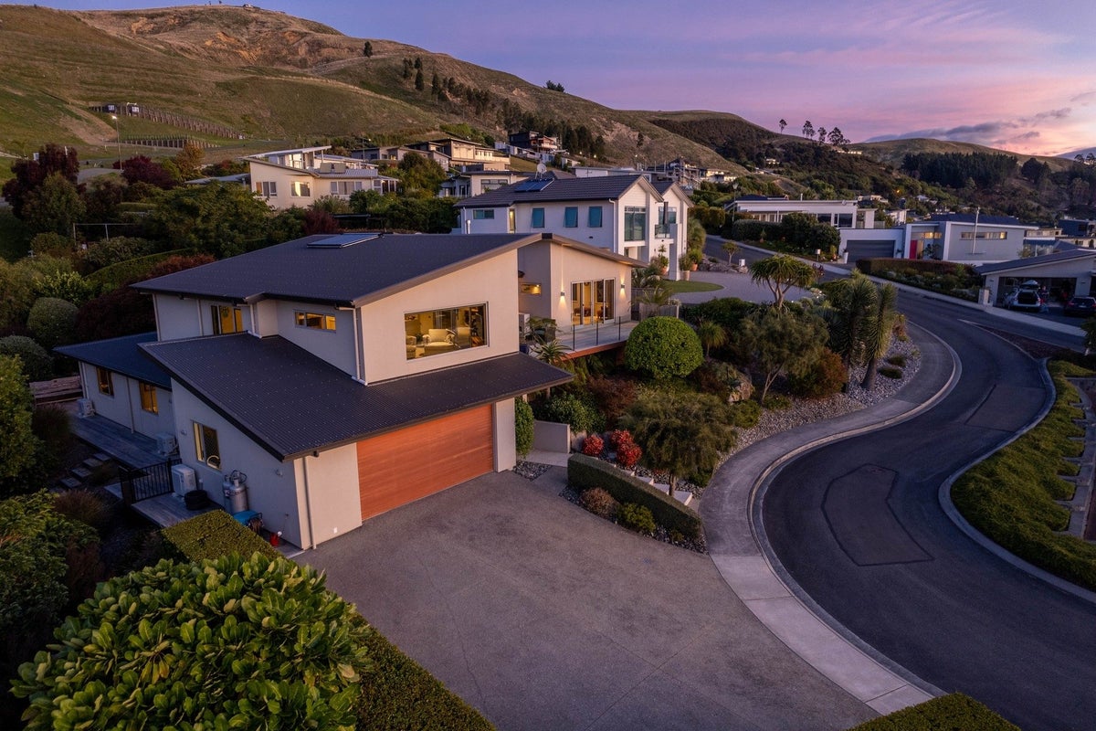 6 Arthur Vista, Atawhai, Nelson - Carousel 1
