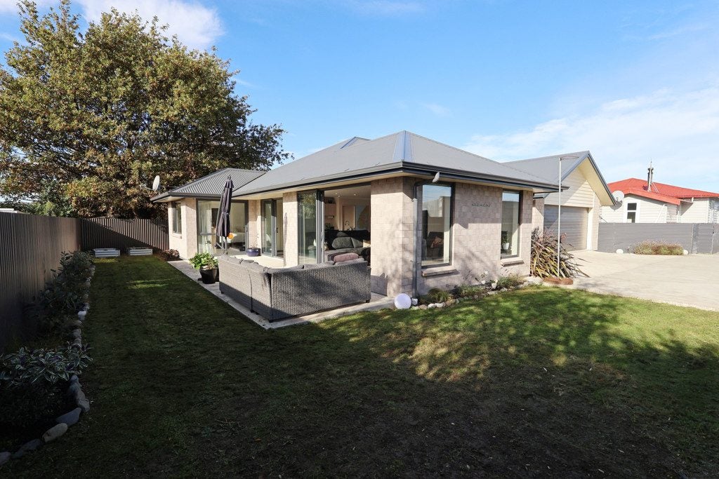 40 Queen Street, Winton, Winton - Carousel 1