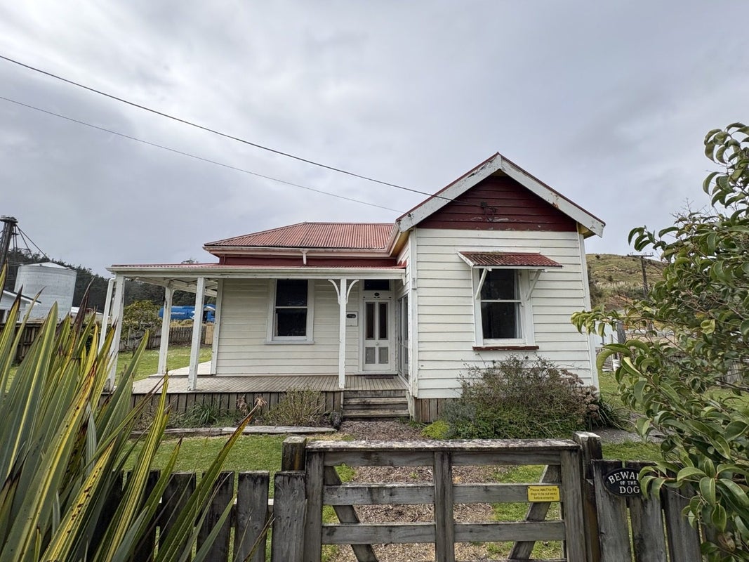 47 George Street, Hikurangi, Hikurangi - Carousel 1