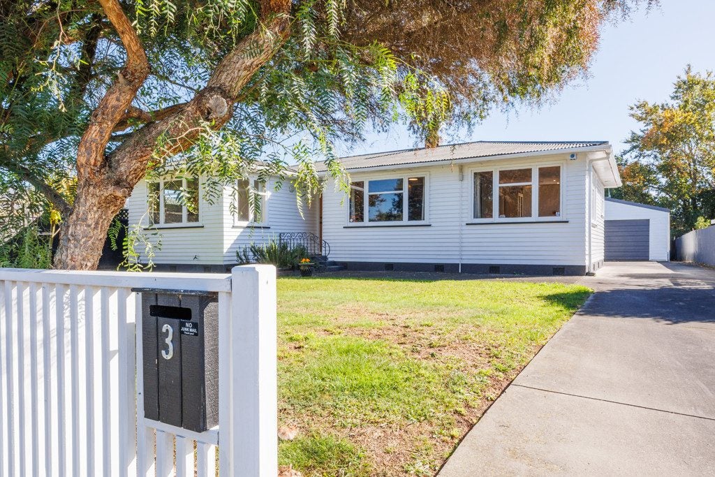 3 Ilford Place, Awapuni, Palmerston North - Carousel 1
