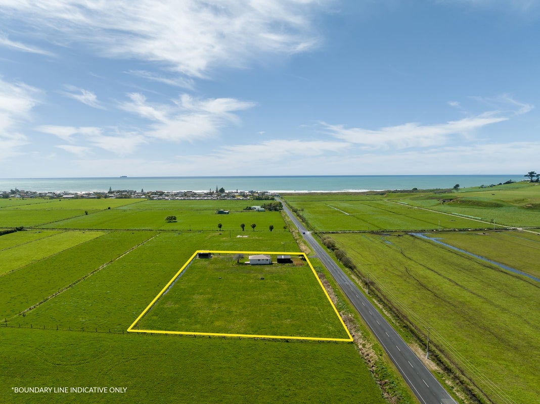 275 Pukehina Beach Road, Pukehina, Pukehina - Carousel 1