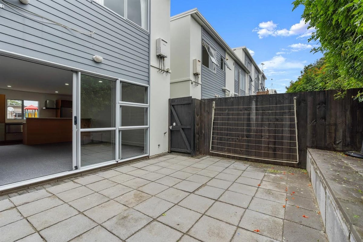 7/218 Captain Springs Road, Te Papapa, Auckland - Carousel 8