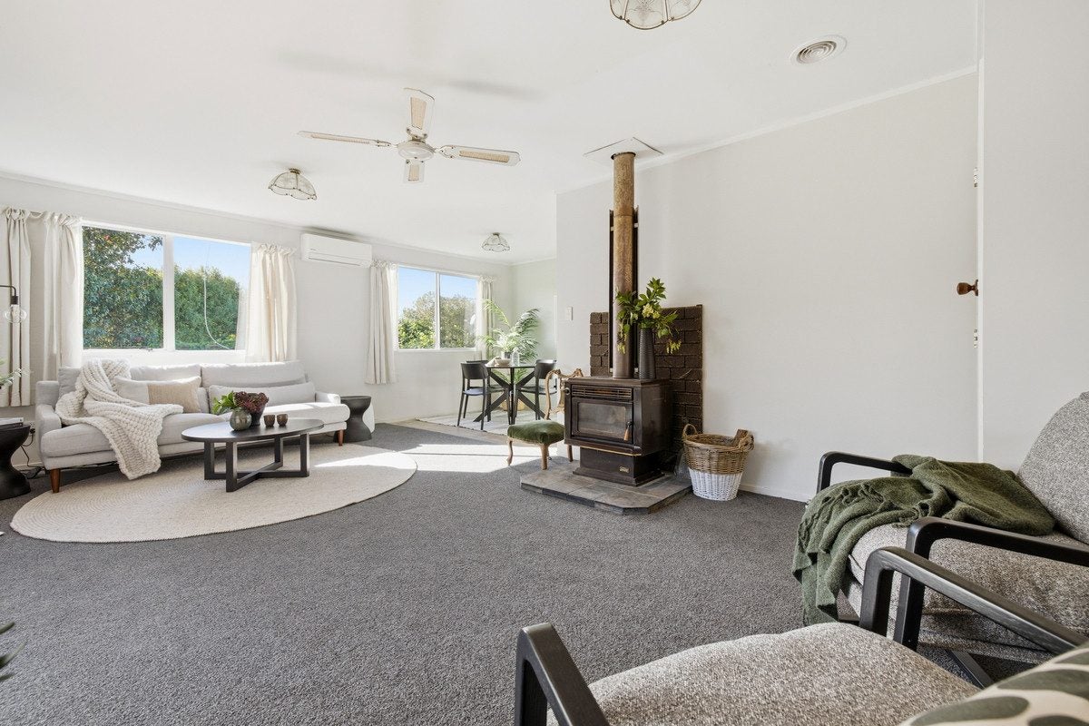 146 Windermere Drive, Poike, Tauranga - Carousel 1