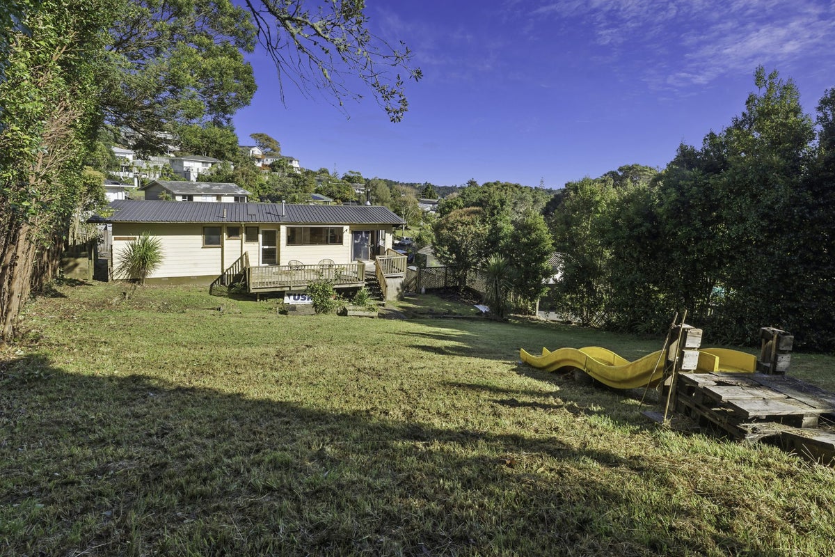 22 Bonito Place, Bayview, Auckland - Carousel 21