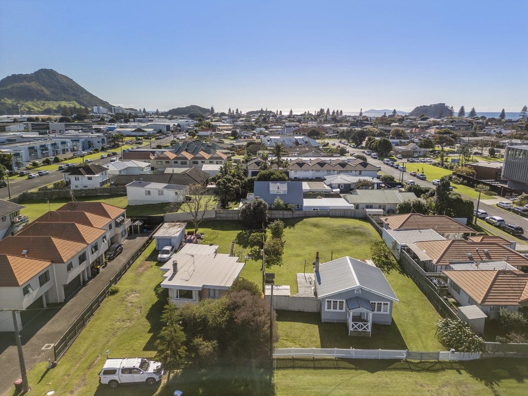 14 Matai Street, Mount Maunganui, Mount Maunganui - Carousel 2