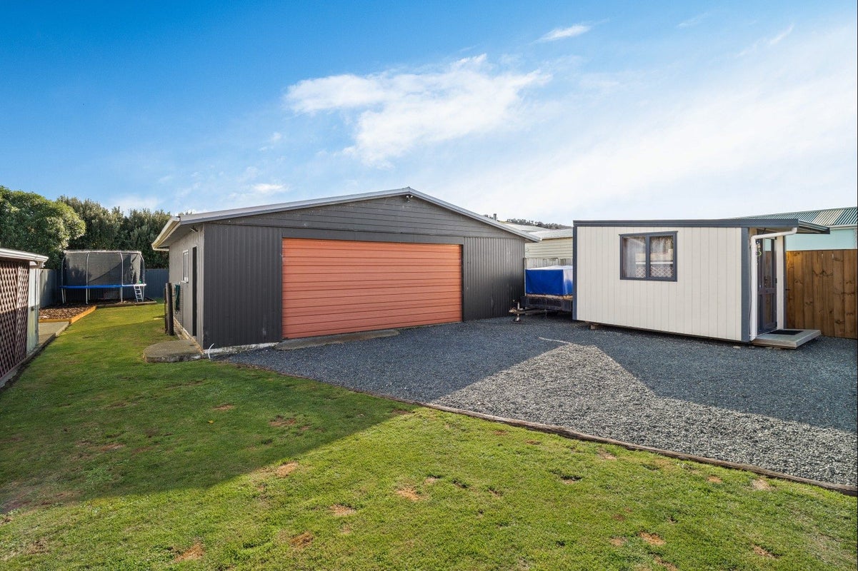 283 Tomahawk Road, Ocean Grove, Dunedin - Carousel 2