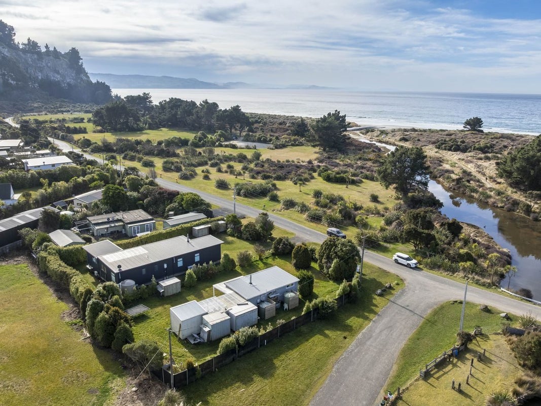 62 Beach Road, Long Beach, Port Chalmers - Carousel 2