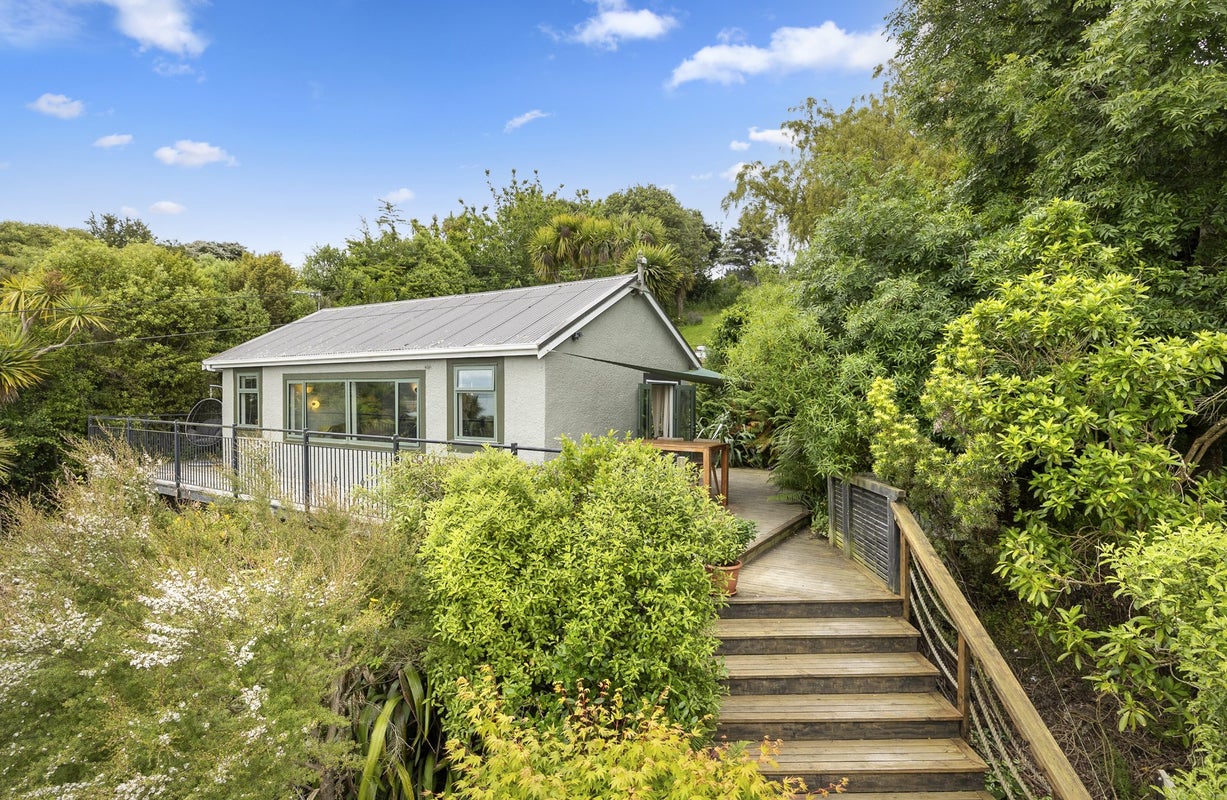 121 Coast Road, Warrington, Waikouaiti - Carousel 23
