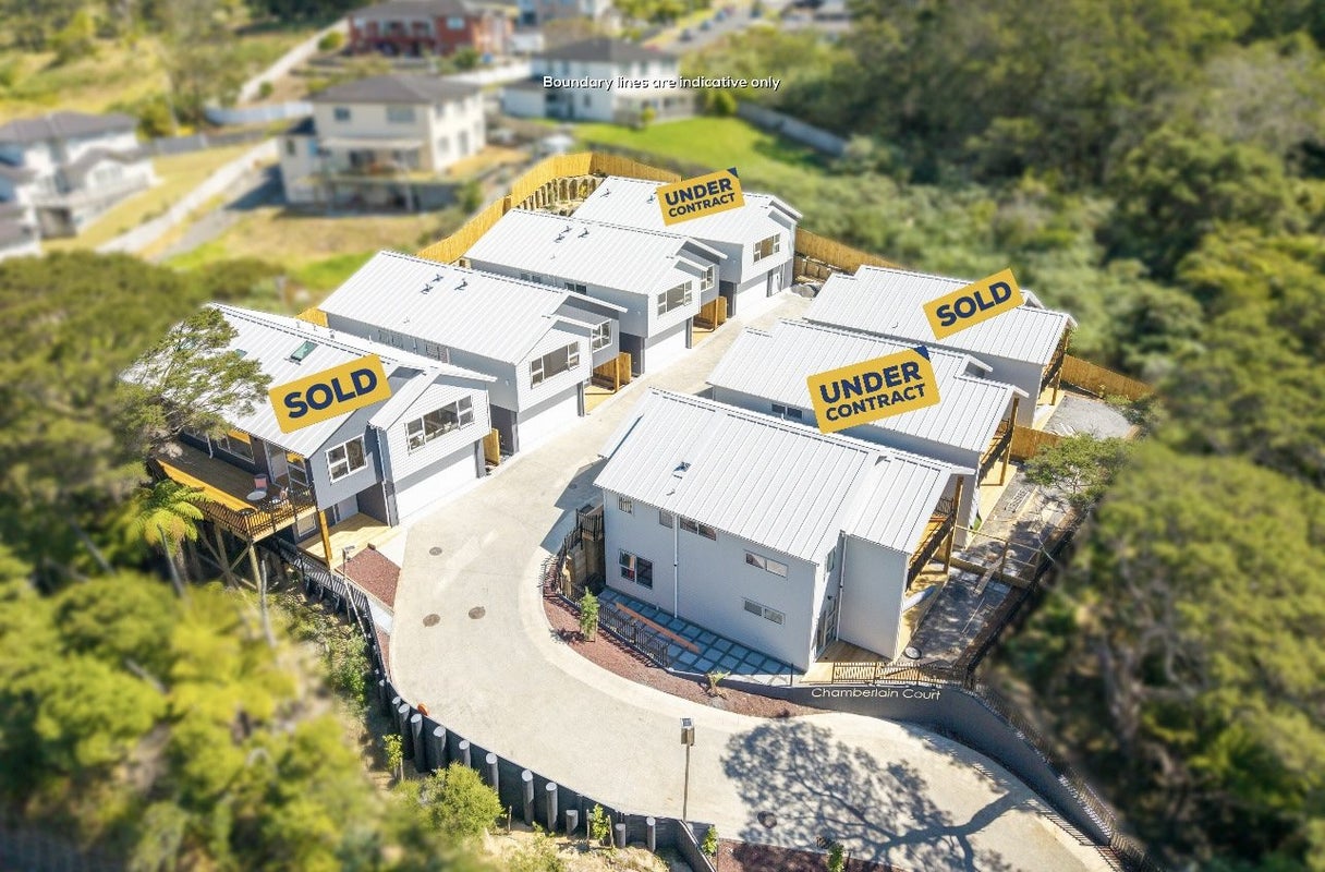41B Chamberlain Road, Massey, Auckland - Carousel 1