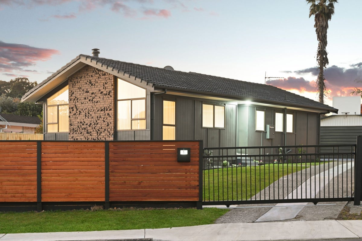 5 Harlech Place, Dinsdale, Hamilton - Carousel 2
