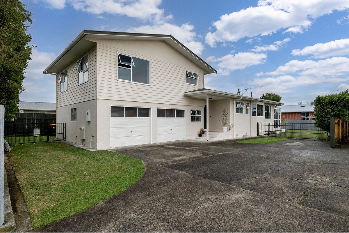 47 College Street, Awapuni, Palmerston North - Carousel 1