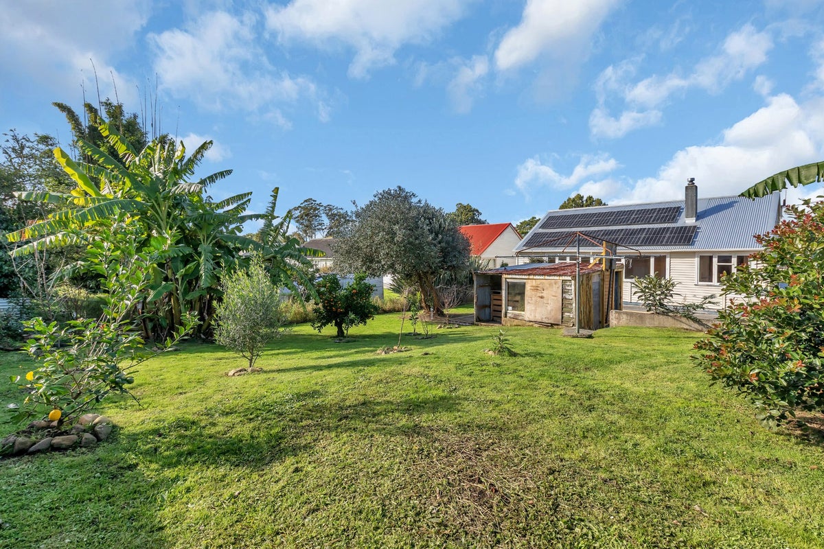 58 First Avenue, Avenues, Whangarei - Carousel 2