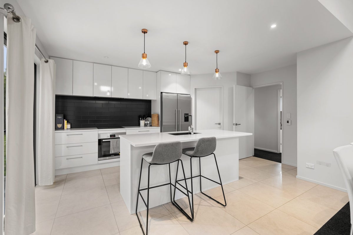 20 Puhara Avenue, Parklands, Christchurch - Carousel 2