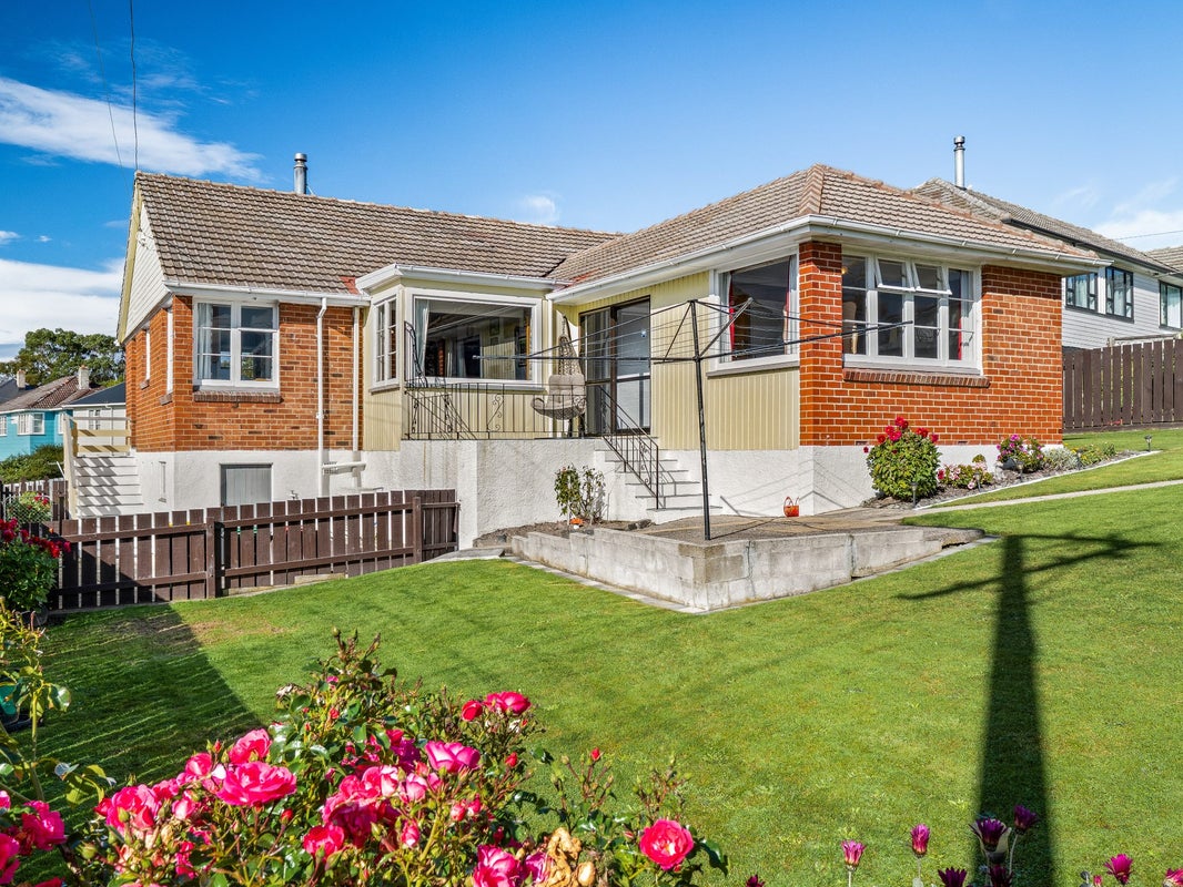 80 Stenhope Crescent, Corstorphine, Dunedin - Carousel 1