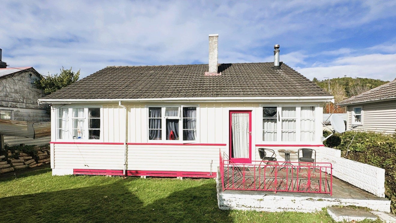 18 Takahe Street, Taihape, Taihape - Carousel 2