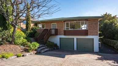 7 Hunter Avenue, Richmond - Carousel 1