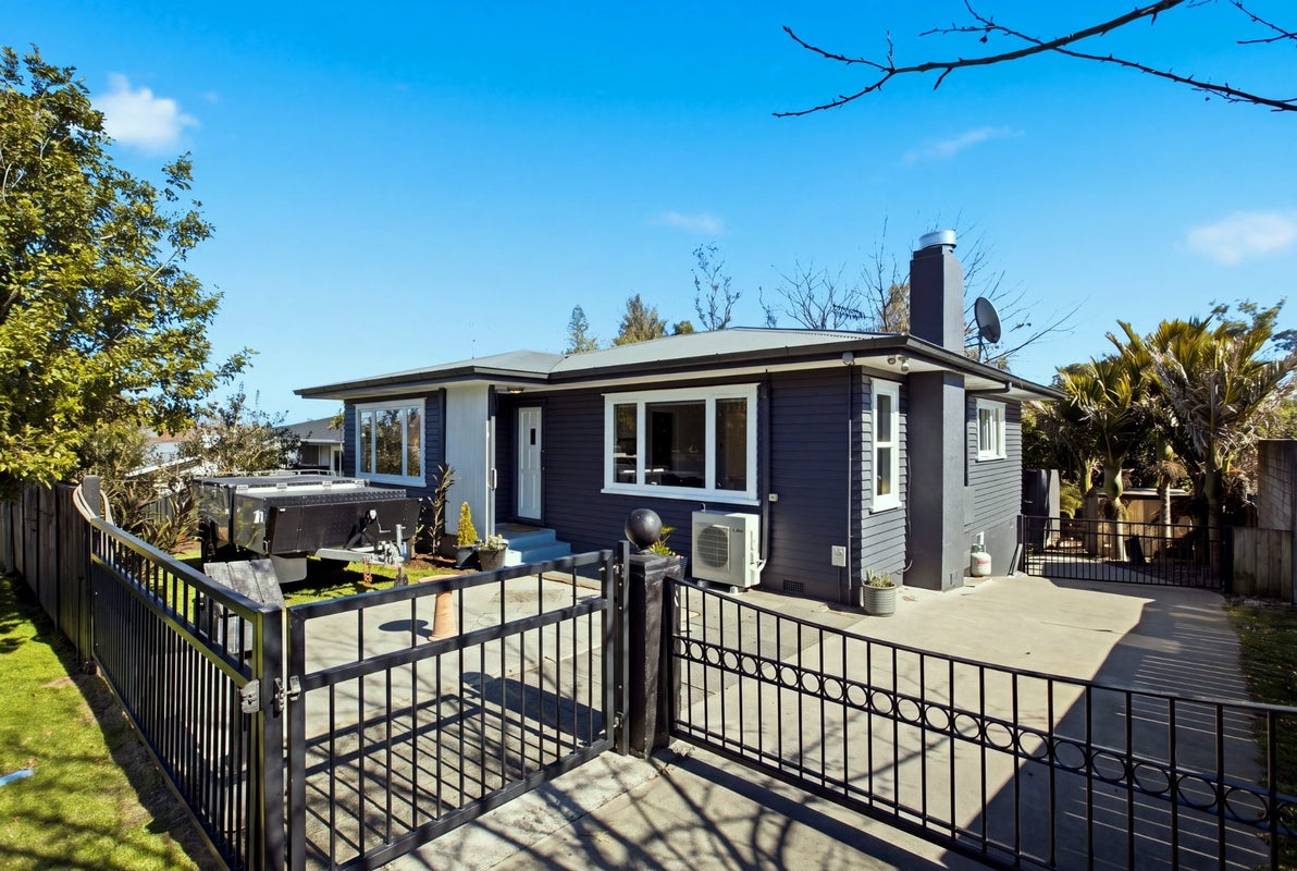 9 Armagh Street, Greerton, Tauranga - Carousel 1