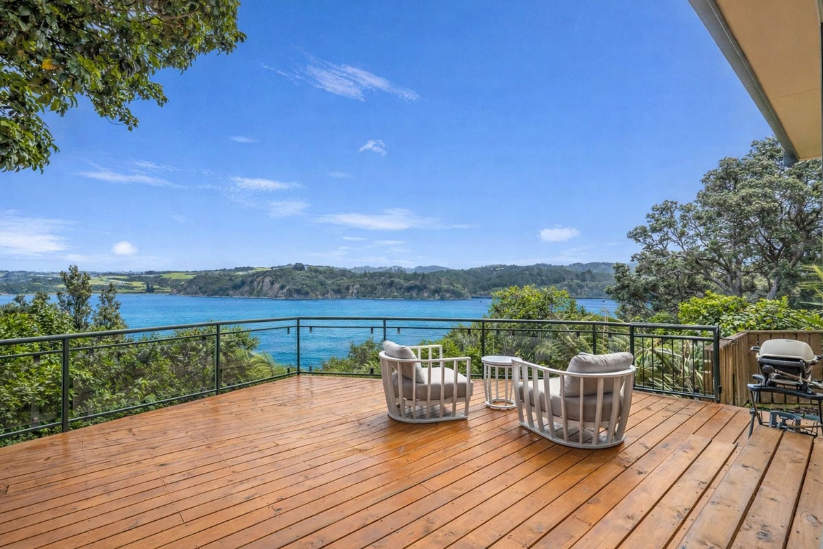 48A Kestrel Heights, Arkles Bay, Whangaparaoa - Carousel 2