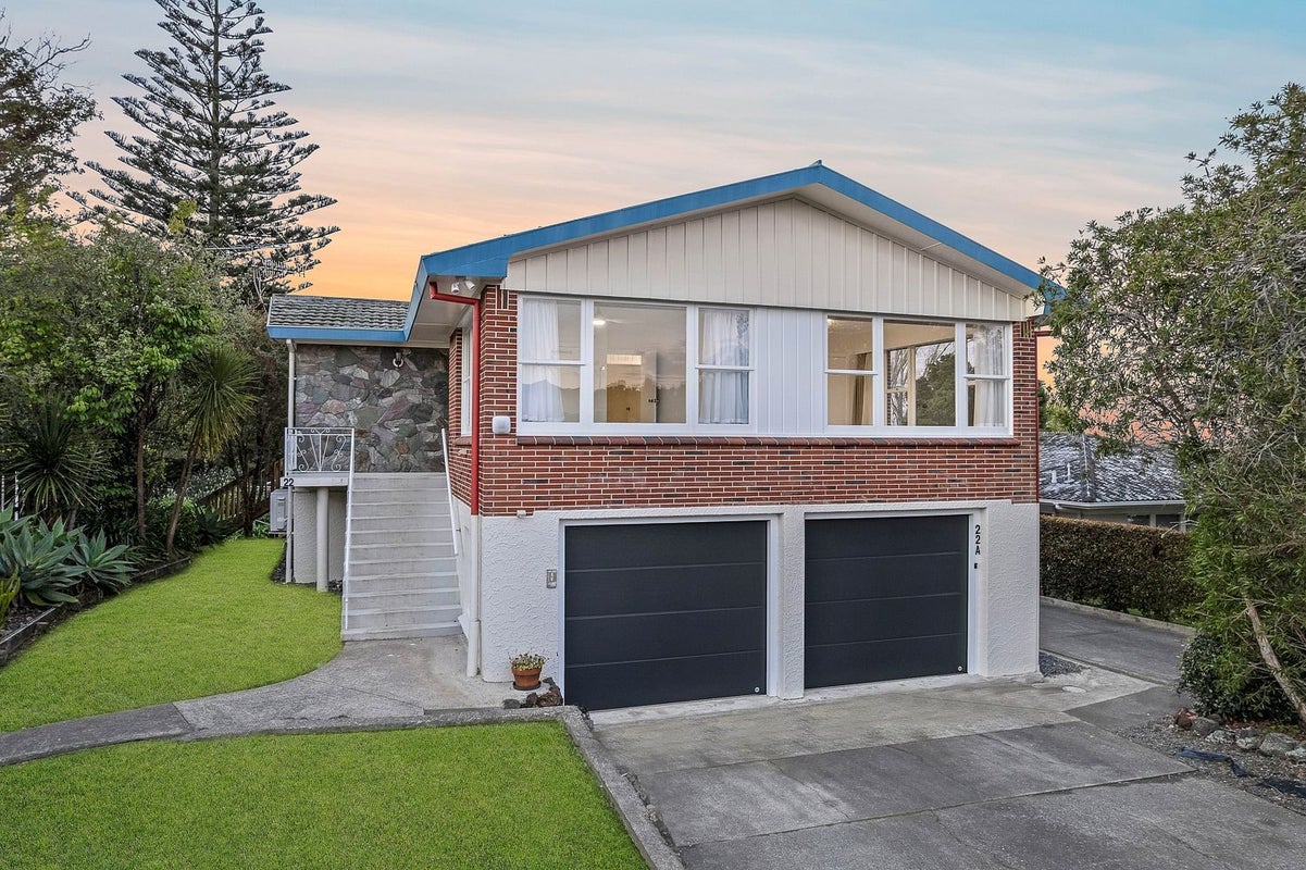 22 Kayeleen Place, Cockle Bay, Auckland - Carousel 1