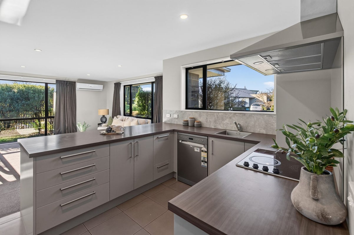 22A Stanford Way, Rolleston, Selwyn, Canterbury - Carousel 2