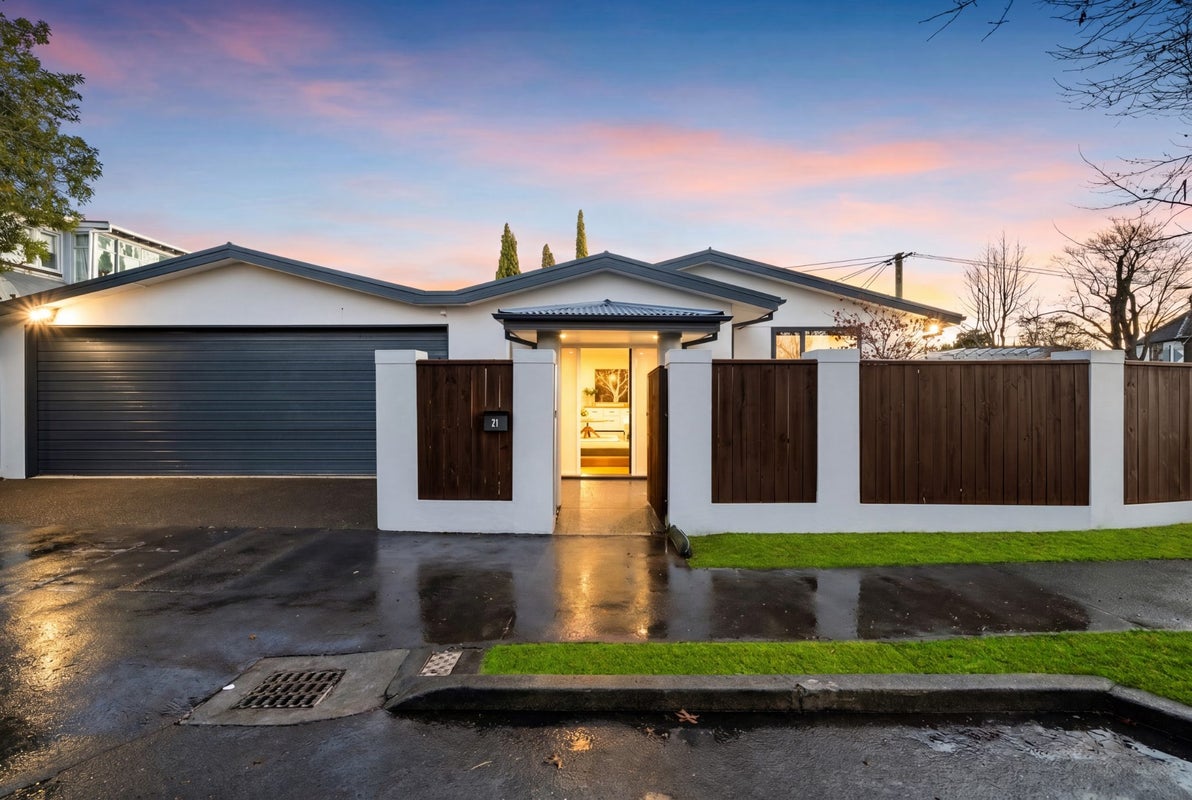 21 Scotston Avenue, St Albans, Christchurch - Carousel 1