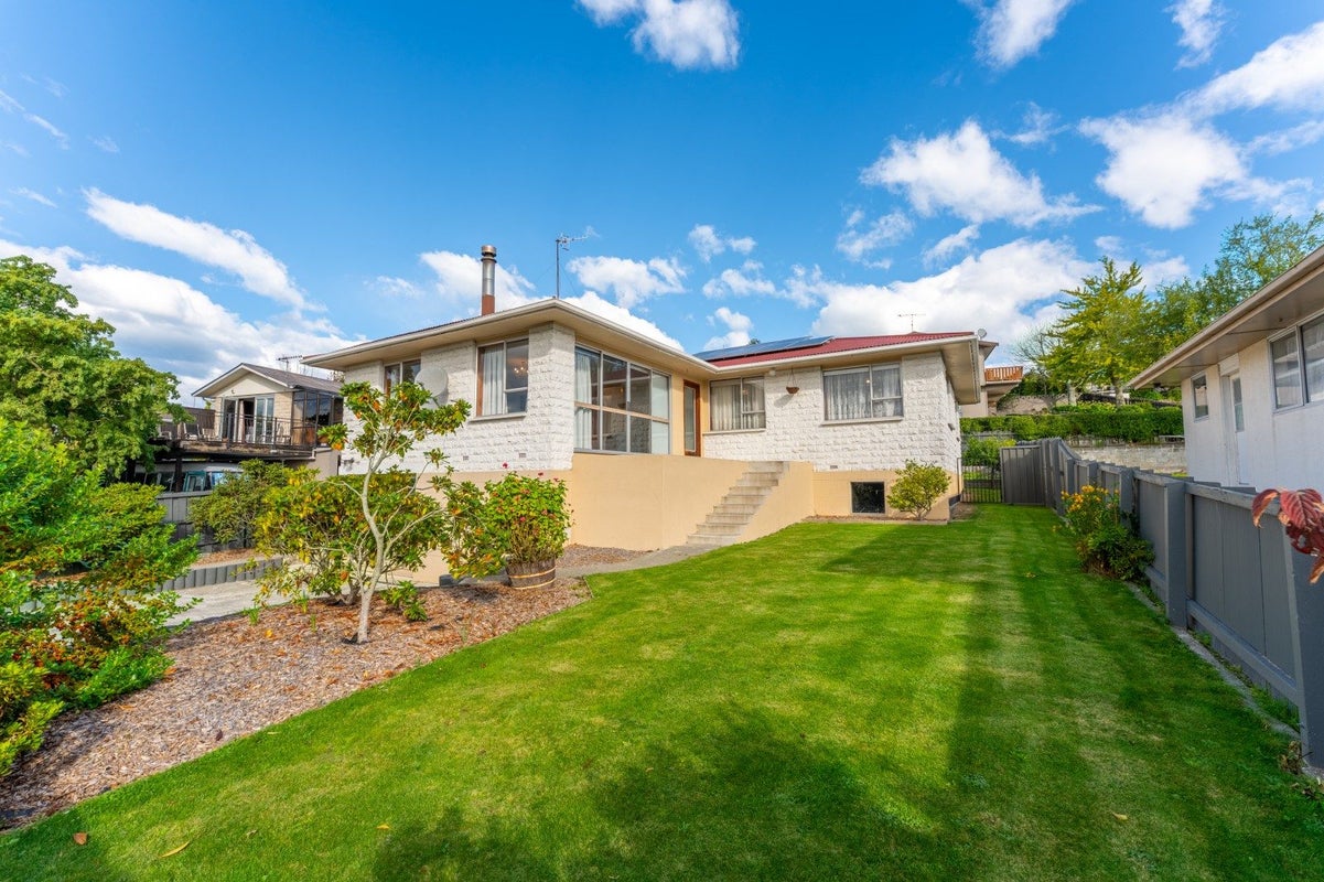 22 Benmore Street, Glenwood, Timaru - Carousel 1