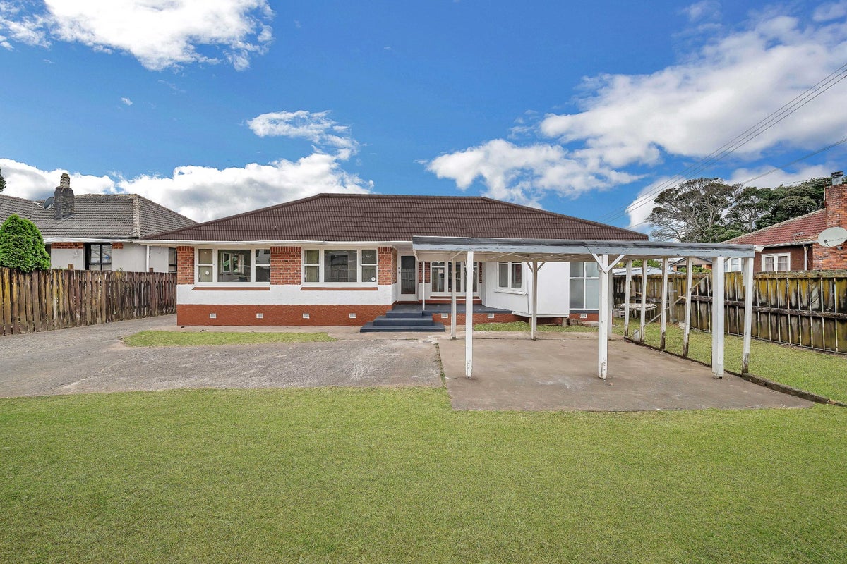 1/112 Gray Avenue, Papatoetoe, Auckland - Carousel 30