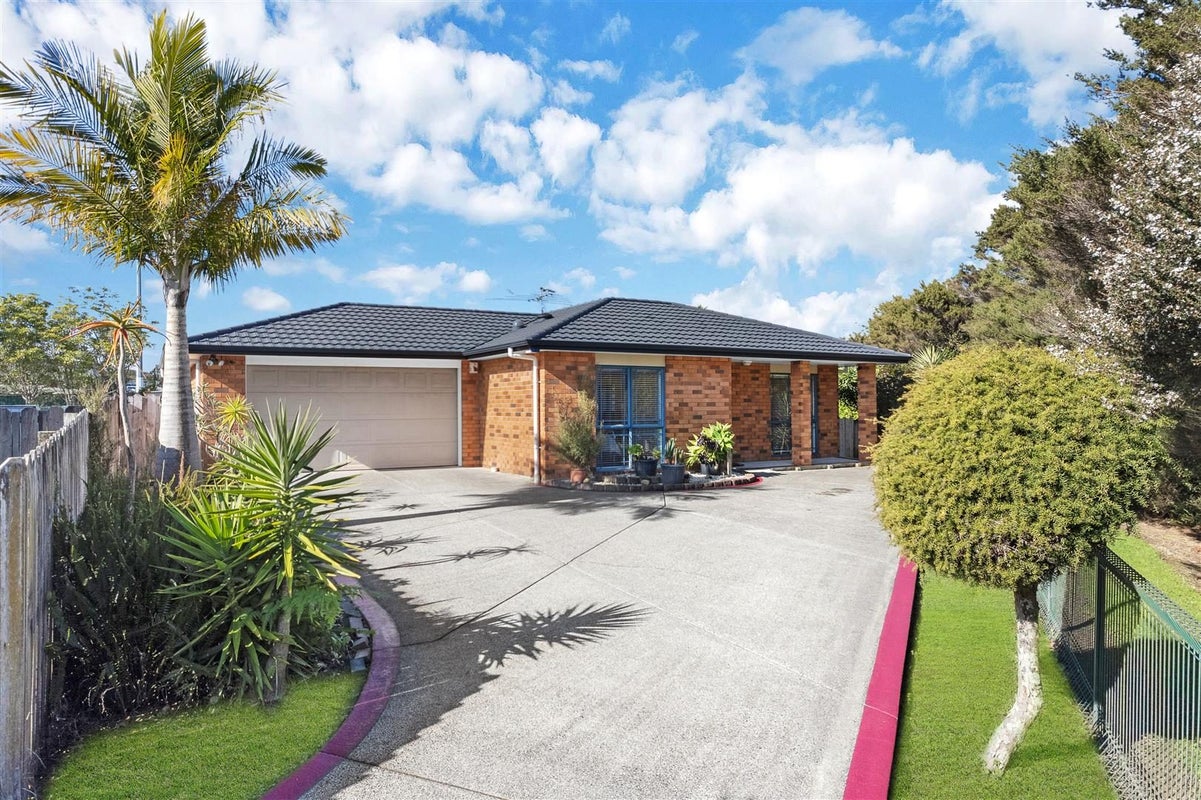 14 Watersfield Place, Flat Bush, Auckland - Carousel 2