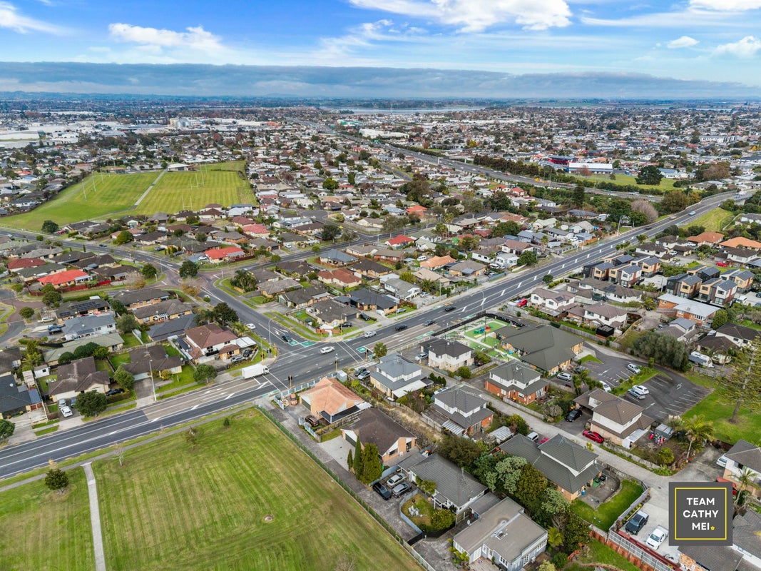 2/124 Alfriston Road, Manurewa, Auckland - Carousel 48