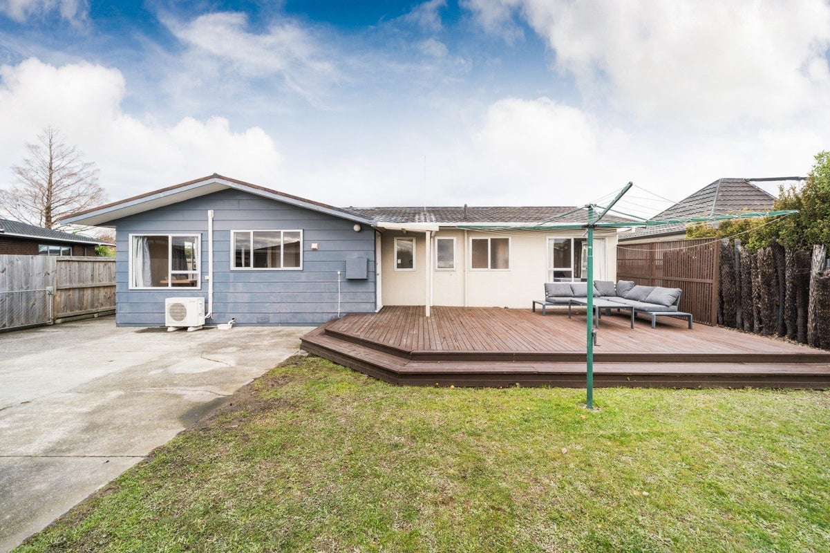 11 Paradise Place, Milson, Palmerston North - Carousel 21