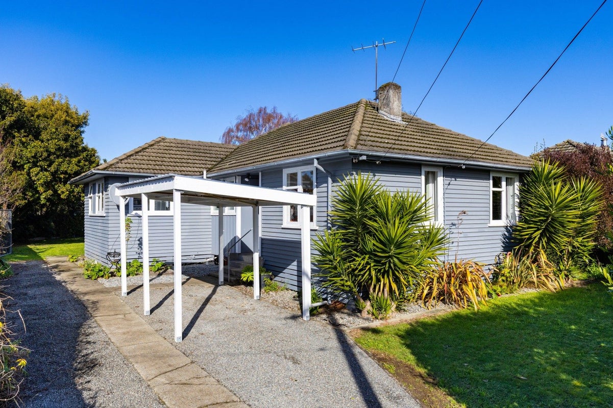 51 Elizabeth Street, Riversdale, Blenheim - Carousel 1