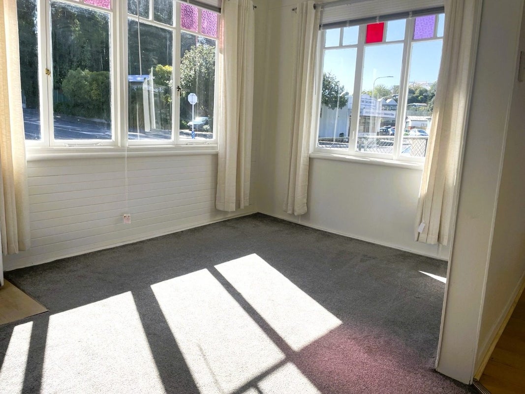 80 Shakespeare Road, Bluff Hill, Napier - Carousel 2